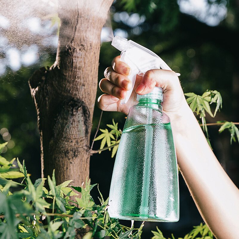 漫生活 500ml噴壺 手持噴霧器 園藝澆花小噴壺家居清潔75%酒精消毒噴水壺理發(fā)化妝噴壺 水柱/霧狀 小清新綠