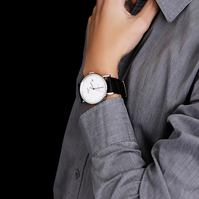 天梭(TISSOT)瑞士手表 魅时系列皮带机械男士手表T109.407.16.031.00