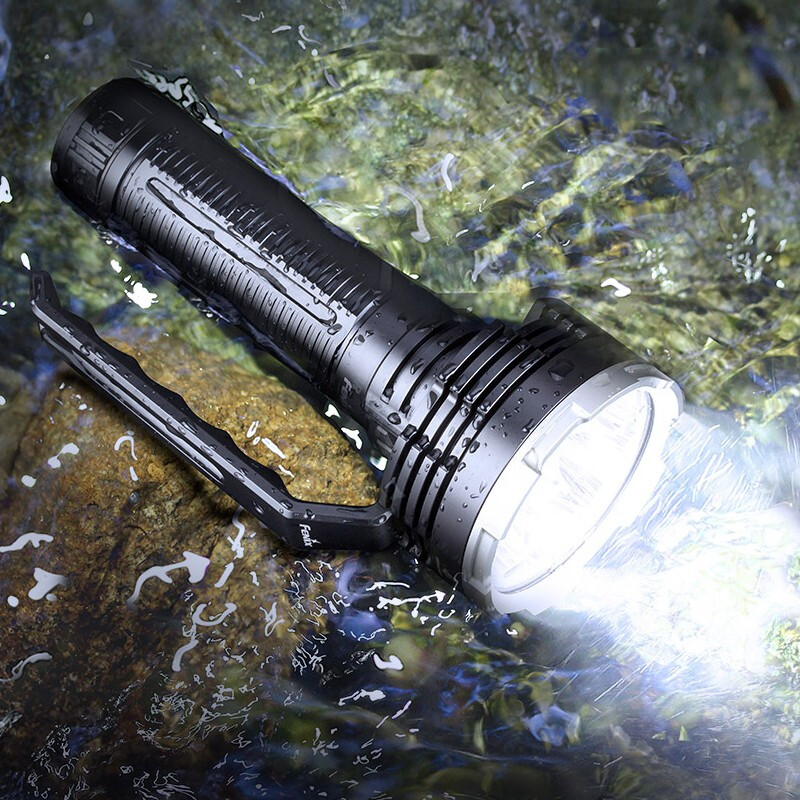 新品fenixlr35r强光手电筒10000流明高性能type-c