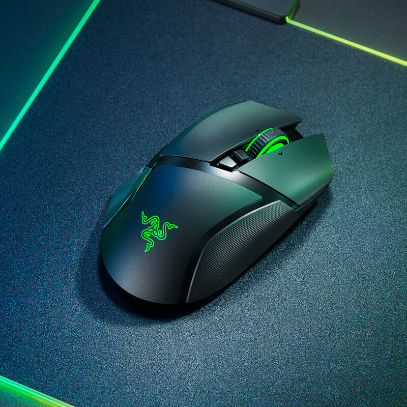 雷蛇Razer 巴塞利斯蛇终极版游戏鼠标怎么样？值得入手吗？