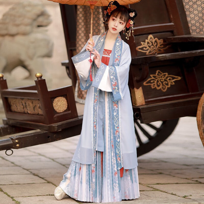 汉服面料材质:柔软上身效果:穿上去很仙很美尺码大小:标准其他特色