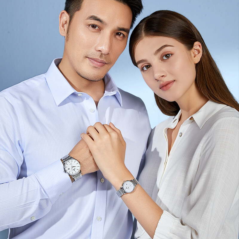 依波（EBOHR）手表大师系列精致白面钢带石英情侣对表钟表50290512/0529