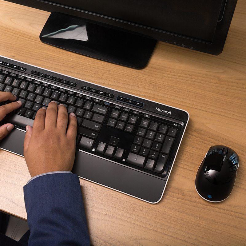 微软无线蓝影桌面套装3050 黑色 | 无线带USB收发器 加密键盘+蓝影对称鼠标 软垫掌托 自定义快捷键 办公键鼠