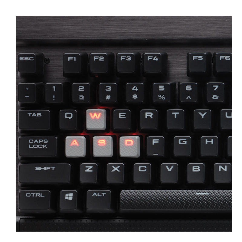 美商海盗船 (USCORSAIR) K70 LUX 机械键盘 有线键盘 游戏键盘 全尺寸 红色背光 铝框体 黑色 樱桃红轴