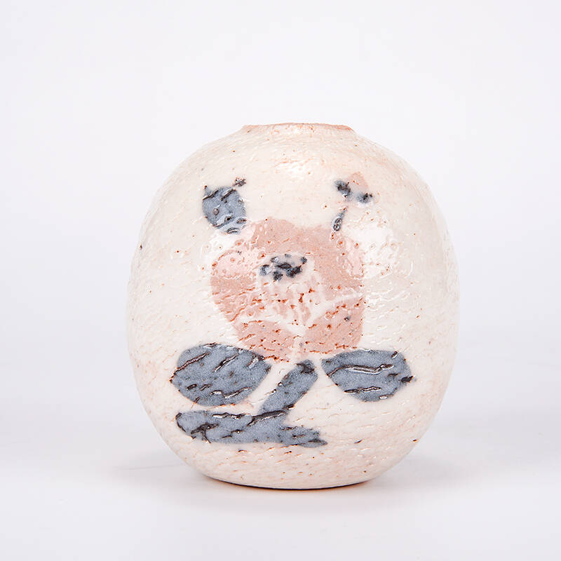 爱悦居-日本原装进口志野烧花瓶花艺 绘志野椿文小花瓶小摆件