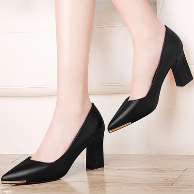 高跟百搭办公室ol通勤工作鞋英伦风小皮鞋职业鞋金属装饰女鞋冬款加绒