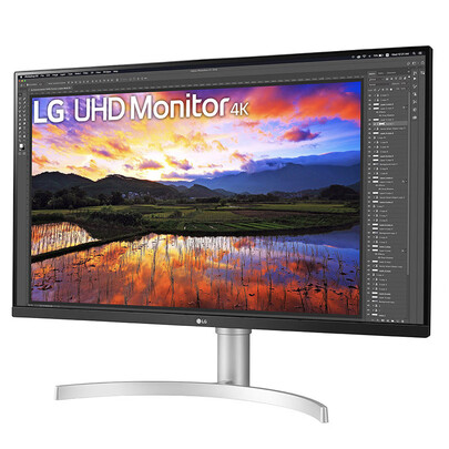 LG 32UN500-W和LG 32UN650-W哪个好？区别大不大？