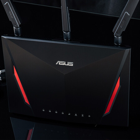 华硕rt-ac86u和网件r8000哪个好?有区别吗?