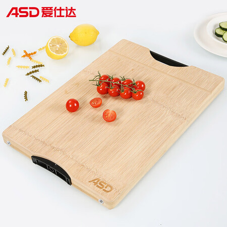 爱仕达和十八子作的砧板哪个好?区别有吗?