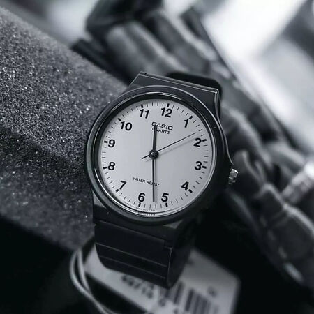 到手剖析卡西欧（CASIO） 手表 学生表简约防水石英小黑表 考试儿童手表中谁用过没有呢？探讨揭秘真相！