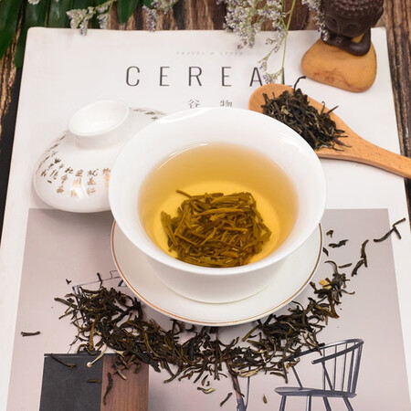 讨论解密吴裕泰茶叶 茉莉花茶茉莉香盈 罐装 量贩180g 浓香一级茶叶 中参数怎么样？大家看法如何？！