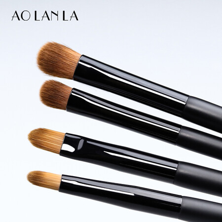 大家觉得AOLANLA9支化妆刷套装给说说好不好？了解一个月真相分享！
