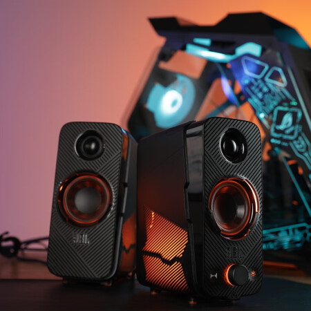 jbl quantum100和200哪款好用_http://www.meifudie.com_好物_第3张