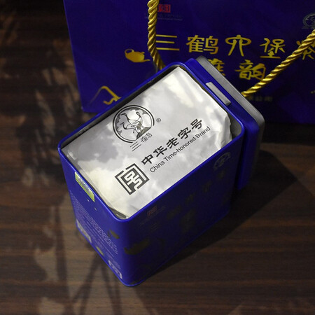 全新体验三鹤六堡茶 黑茶广西梧州茶厂特级散茶熟茶 2019年陈化雅韵 罐感受分享？客观评价评测感受！！