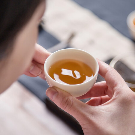 开箱吐槽五虎（WU HU）正宗福鼎大白茶茶叶福鼎老寿眉8年老白茶茶饼陈用户反馈如何？说说一星期感受分享！