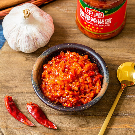 说说真实点评中邦 辣椒酱 拌饭拌面酱下饭菜剁椒调味酱料蒜蓉辣椒酱230销量如何？长期用可以吗！