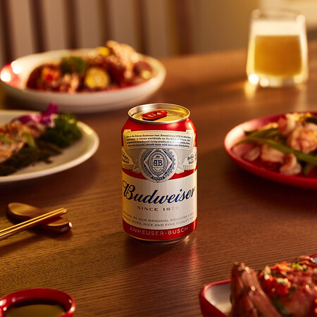 入手使用说说百威（Budweiser）淡色拉格啤酒 330ml24听 整箱装划算不划算？吐槽一星期心得分享！