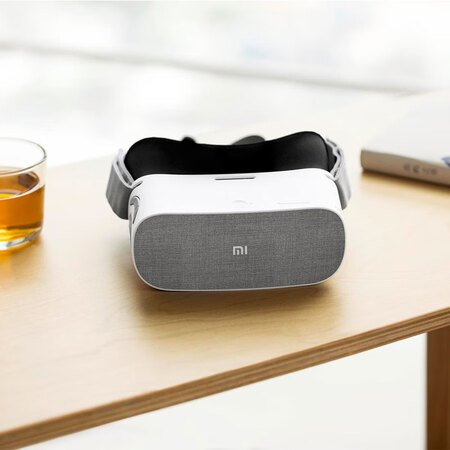 小米头戴影院和vr一体机哪个好？有啥区别？