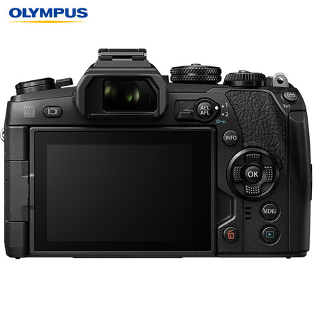 奥林巴斯E-M1 Mark II(12-40mm PRO)怎么样?好不好用?