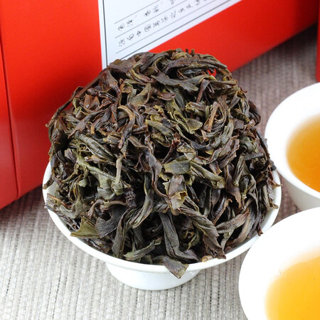入手说说对比斌界 凤凰单枞茶蜜兰香潮州浓香单丛茶 茶叶乌龙茶乌岽单枞礼盒装500g真实感受曝光？纠结要不要买！