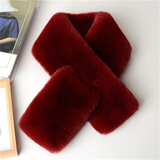 猪小耙（ZHUXIAOPA）平板毛绒围巾仿獭兔毛加厚保暖围脖女秋冬季百搭交叉简约围巾 酒红色 88cm