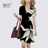 魅斑欧美范气质V领印花连衣裙2023年夏季新款短袖中腰修身A字裙潮 花色 S