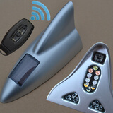 车闪鲨鱼鳍天线汽车装饰灯炫酷改装氛围灯防水LED车顶灯夜间个性车饰 银：新版18灯（爆闪+遥控+收音）