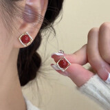 朵芙洛2024新款耳饰红色珠子方形镶钻耳环女小众高级感夏季耳钉 红色人造珍珠