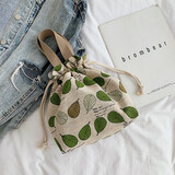 途尊（kingtrip）日式手提包女小包百搭帆布2020七夕收纳气质款布包可爱饭盒便当包 叶子