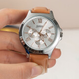 卡西欧（CASIO） 卡西欧(CASIO)手表商务男士运动防水三眼指针时尚石英腕表送男友 MTP-V300L-7A2