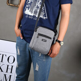 途尊（kingtrip）单肩包男士休闲尼龙小斜挎包简约迷你包包斜跨男包手机包收钱包 浅灰色