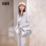 森马（Semir）斜挎包男工装背包大容量帆布包情侣邮差包105324153212