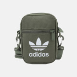 adidas阿迪达斯斜挎包 单肩包运动健身跨包多功能腰包休闲户外便携小包 棕色三叶草GL7472
