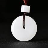 新疆金丝玉白色平安扣男女情侣玉坠圆形偏心扣石英岩质玉配送证书 新疆金丝玉圆扣 直径约27mm