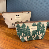 美摘miucatch棉麻童话风化妆包圣诞节刺绣可爱大容量便携帆布拉链封口收纳包中包 树