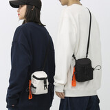 牧瑾 斜挎包男女潮牌迷你单肩小包包小众个性百搭休闲手机包钥匙耳机零钱包时尚挂包 黑色