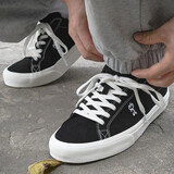 极路客黑白北斗星专业男女耐磨减震反毛皮运动滑板鞋百搭情侣鞋百搭板鞋 米白生胶 42