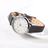 聚利时新品简约小巧圆形表盘复古皮带女士石英手表高中学生防水腕表1070 A灰色 +镜子+备用电池2 29mm