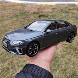 跃纪生（YUEJISHENG）原厂一汽大众新款 1:18 A6合金模型2019车模 仿真车模汽车模型 2020款 奥迪A4L 天云灰