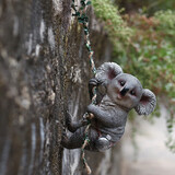 鸿日光辉 户外攀登爬树小动物 露台花园阳台造景庭院摆件幼儿园装饰壁挂件 攀登小考拉