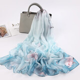 达芬奇密码冬季新款印花雪纺真丝丝巾女士长款桑蚕丝围巾百搭白色波点长条女 近花远山 浅蓝