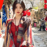 妙奕嘉民族风披肩女外搭2025丝巾围巾披风斗篷川西云南新疆西北旅游穿搭 酒红条纹撞色披肩