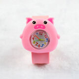 朴里 小兔子可爱儿童手表卡通男女孩小学生幼儿园礼物电子手表 飞天猪