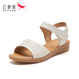 红蜻蜓女鞋夏款舒适简约坡跟女凉鞋舒适妈妈款凉鞋WTK210461 米白色 37