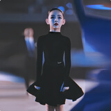 蓝玲珑蓝玲珑拉丁舞女童专业跳舞标准练功服比赛服长袖鱼骨分体套装演出 黑色丝绒分体套装 150