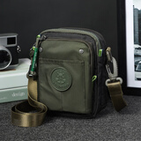 斯帕曼男士单肩包2025新款休闲男包轻便牛津布多层斜挎包帆布迷你手机包 灰绿色