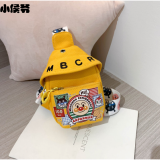 小侯爷儿童背包户外出游可爱卡通帆布小包胸包轻便百搭包时尚女童斜挎包 面包超人黄色