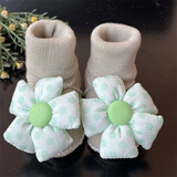 小猪球球 婴儿鞋子秋冬季加绒加厚保暖软底羊皮毛一体宝宝新生儿学步鞋 灰色绿花朵公仔 内长12cm  4-7个月