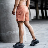 SOSOLEMON速干运动短裤男薄款弹力沙滩越野网球马拉松拉链口袋跑步短裤男 橙色（轻薄冰丝裤） L