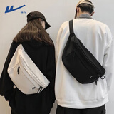 回力斜挎包男潮牌户外大容量平板胸包休闲运动登山单肩包高颜值腰包女 黑色【带徽章4枚】